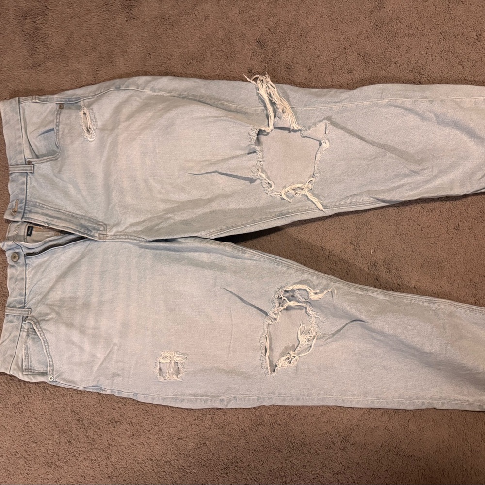 American Eagle Outfitters Light Blue Boyfriend Jeans